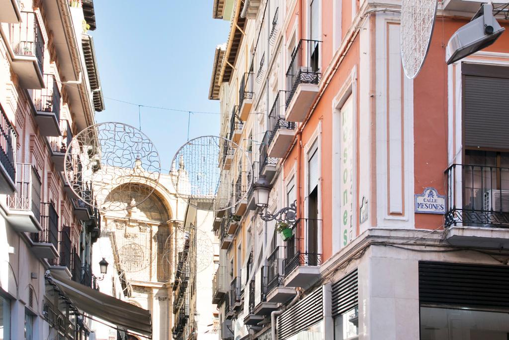 Pension Mesones Granada Luaran gambar