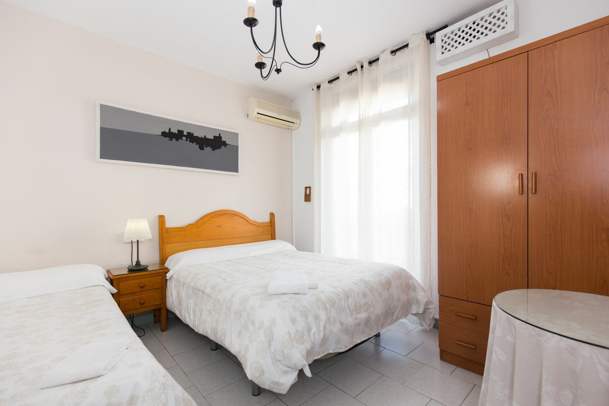 Pension Mesones Granada Luaran gambar